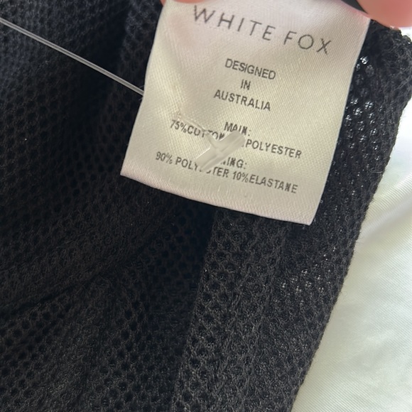 NWT BLACK CORSET WHITE FOX - Picture 7 of 7